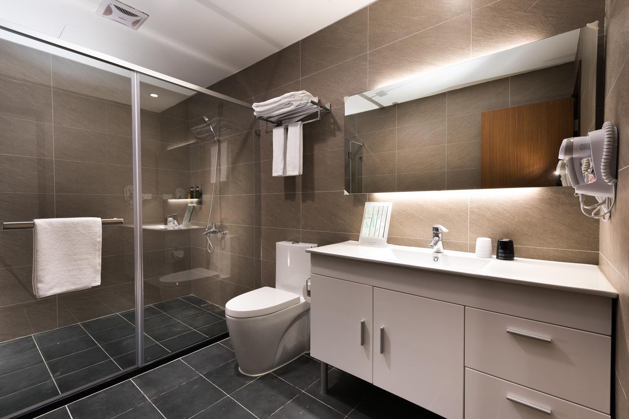 Hotel Half Đài Trung Ngoại thất bức ảnh