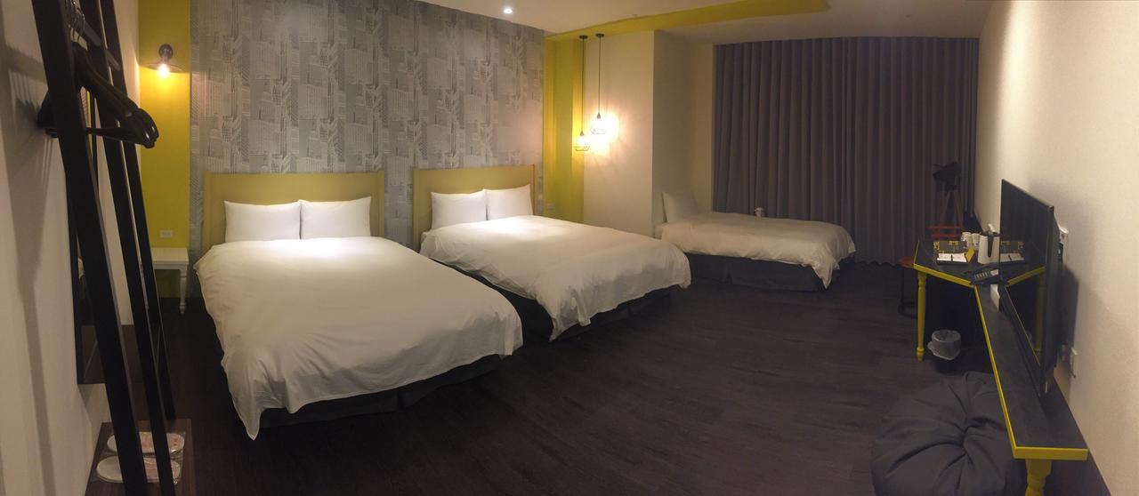 Hotel Half Đài Trung Ngoại thất bức ảnh